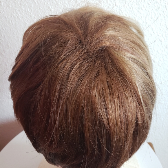 #New Short Pixie Cut Wig Mixed Blondy Brown Bangs Synthetic - Picture 11 of 12